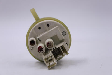 Датчик уровня воды (прессостат) стиральной машины Bosch 9000164376