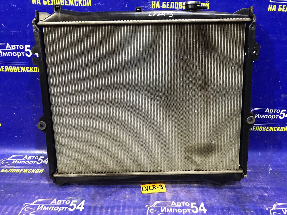 Радиатор двигателя MAZDA MPV 1997