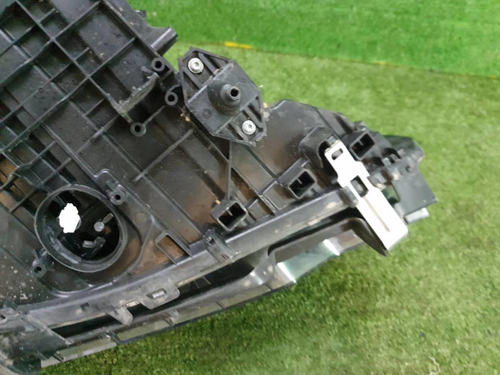 Битая Фара левая BMW 5er G30 (2017-2020) LED