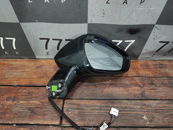 Зеркало правое 12 + 1 pin Omoda C5 22-нв Б/У Оригинал 601000431AAACE