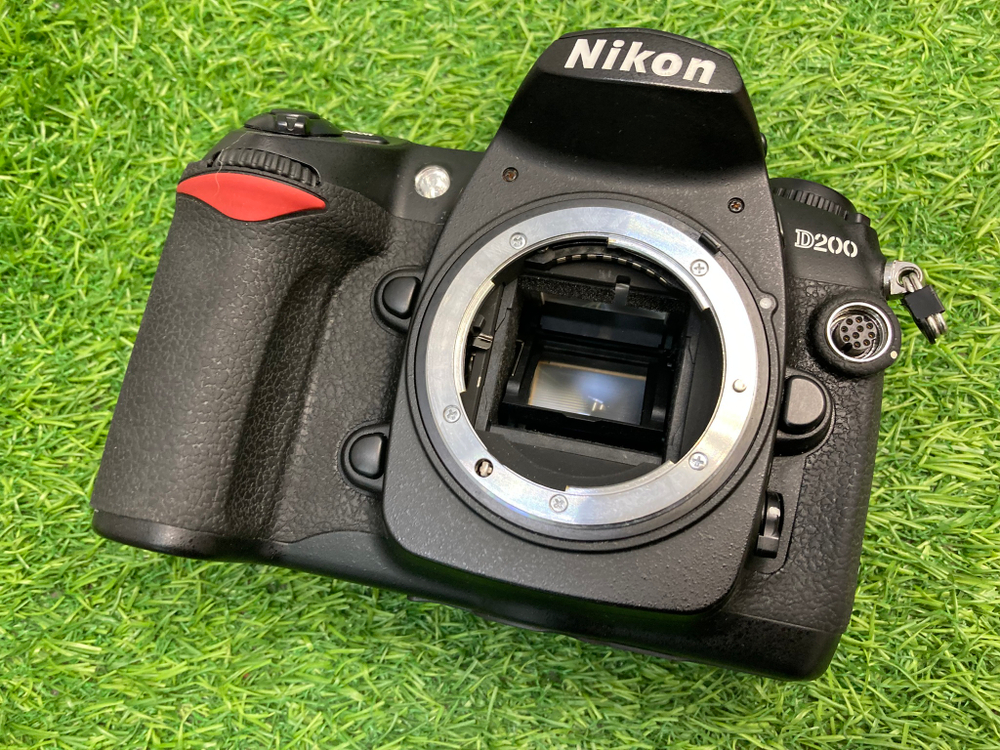 Nikon D200 10.500 кадров