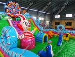Коммерческий надувной батут «Парк развлечений Мульти» 15*8*8 м
