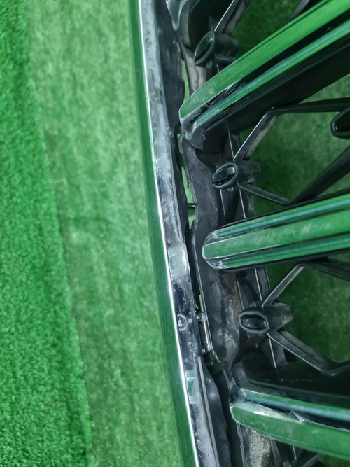 Решетка радиатора Hongqi HS5 (2019-н.в.)