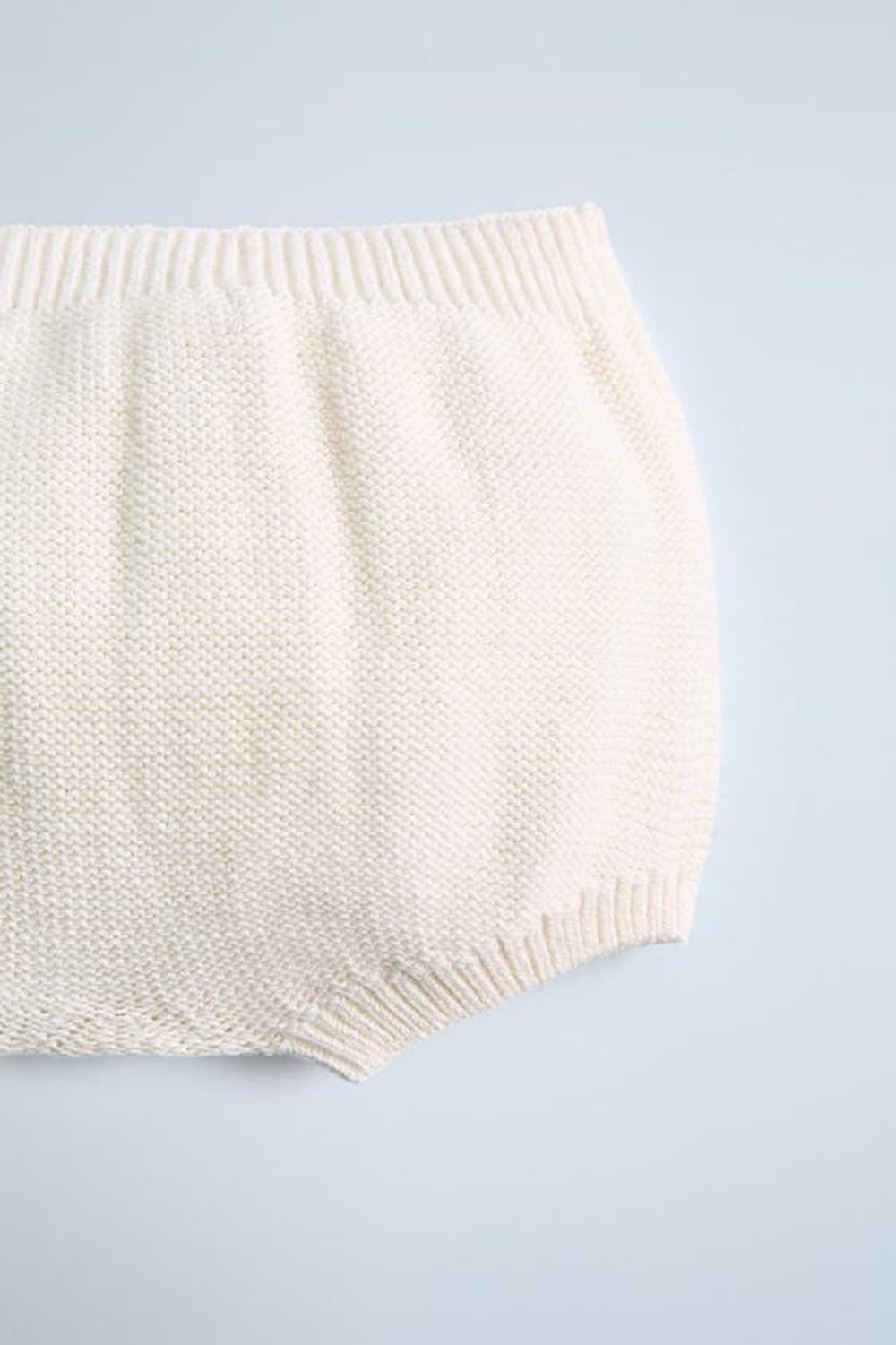 ZARA КОМПЛЕКТ ИЗ ТРИКОТАЖНОГО ДЖЕМПЕРА И ТРУСОВ, ЭКРЮ