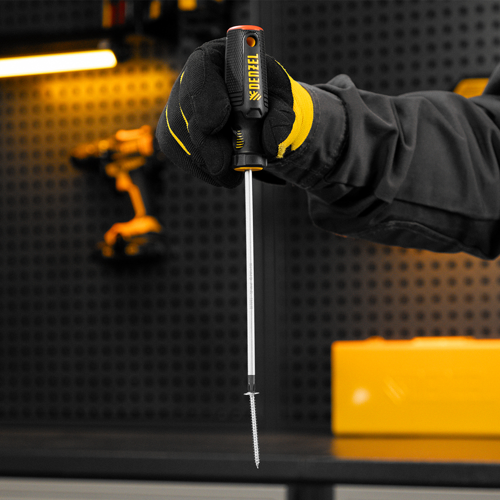 Отвертка, PH1х150 мм, S2, 3к рукоятка Denzel 121767