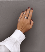 Кольцо узкое с кистью