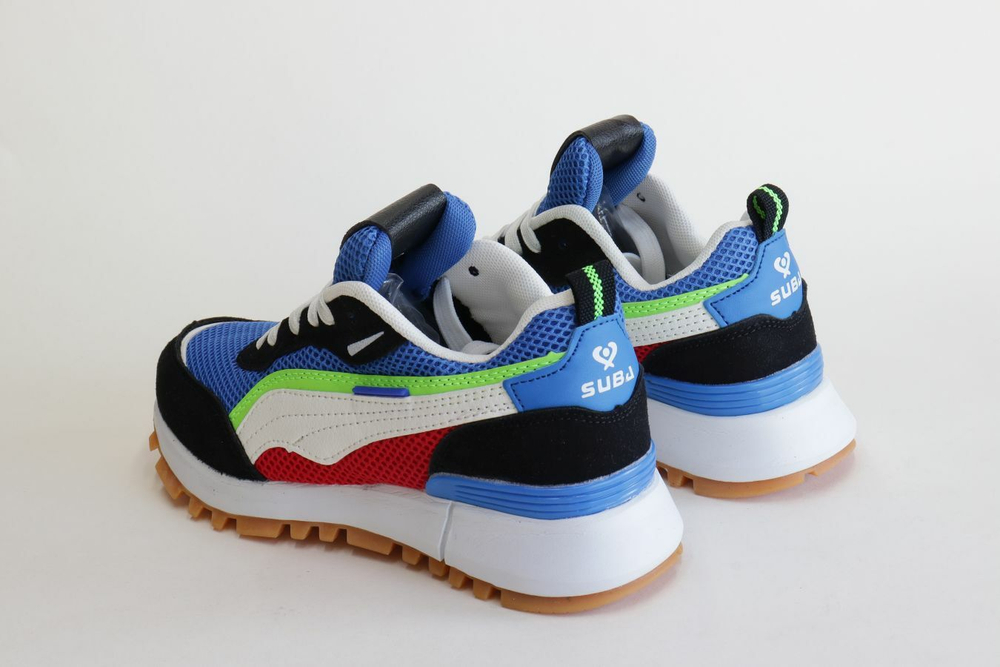 Кроссовки (36-41)р. / шт.