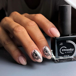 Swanky Stamping Лак для стемпинга 001 черный, 10м