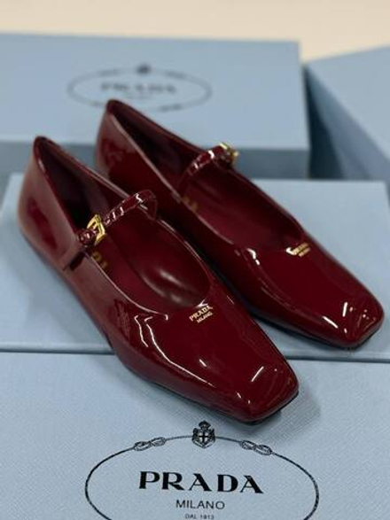 Балетки Prada