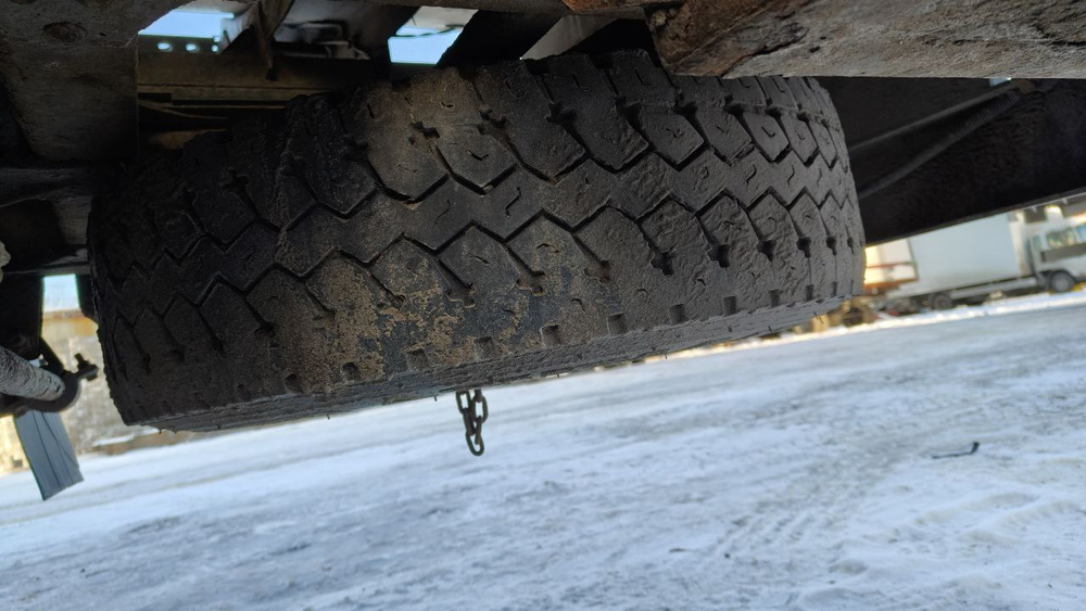 РусТрак 5389* на шасси JAC N90 Автоцистерна нефтепромысловая 53891G (Дизельный, 3,8 л, 152 л.с., МТ)