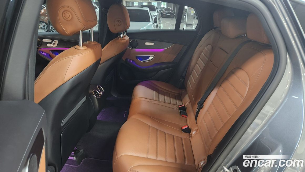 Mercedes-Benz GLC-Class X253 GLC300e 4MATIC Coupe Premium 패키지 (03.2022)