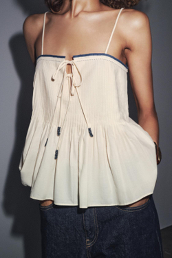 ZARA ТОП С КОНТРАСТНОЙ ОТДЕЛКОЙ — ZW COLLECTION, ЭКРЮ