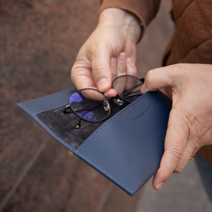 Футляр для очков Lentille из кожи сафьяно, синего цвета