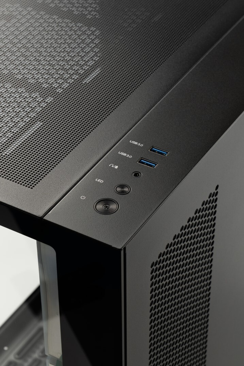 Корпус eATX Eurocase M430ZАF
