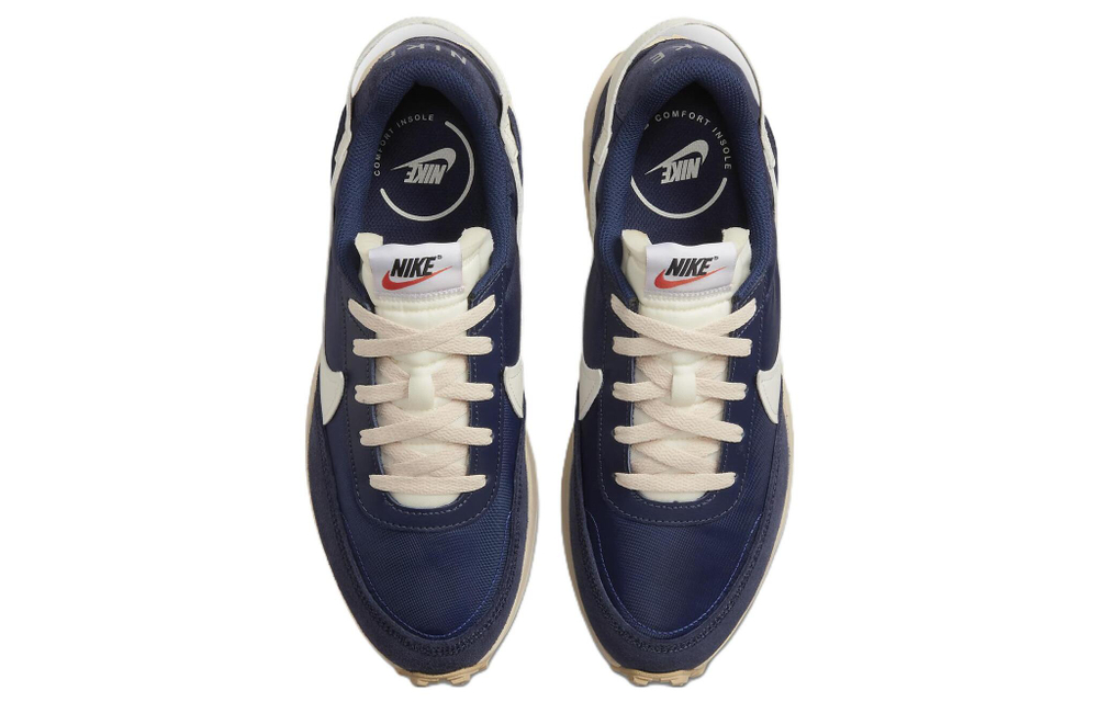 Кроссовки Nike Waffle Debut