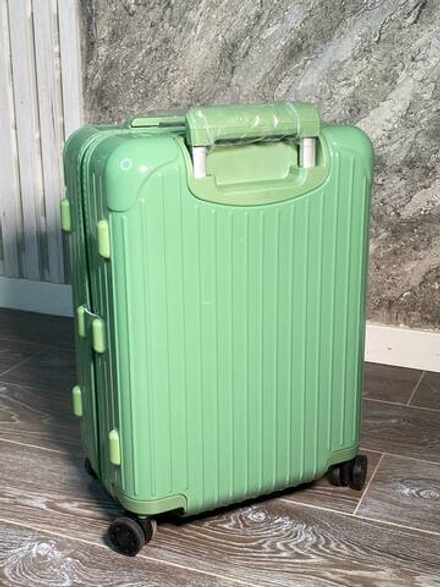 Чемодан Rimowa