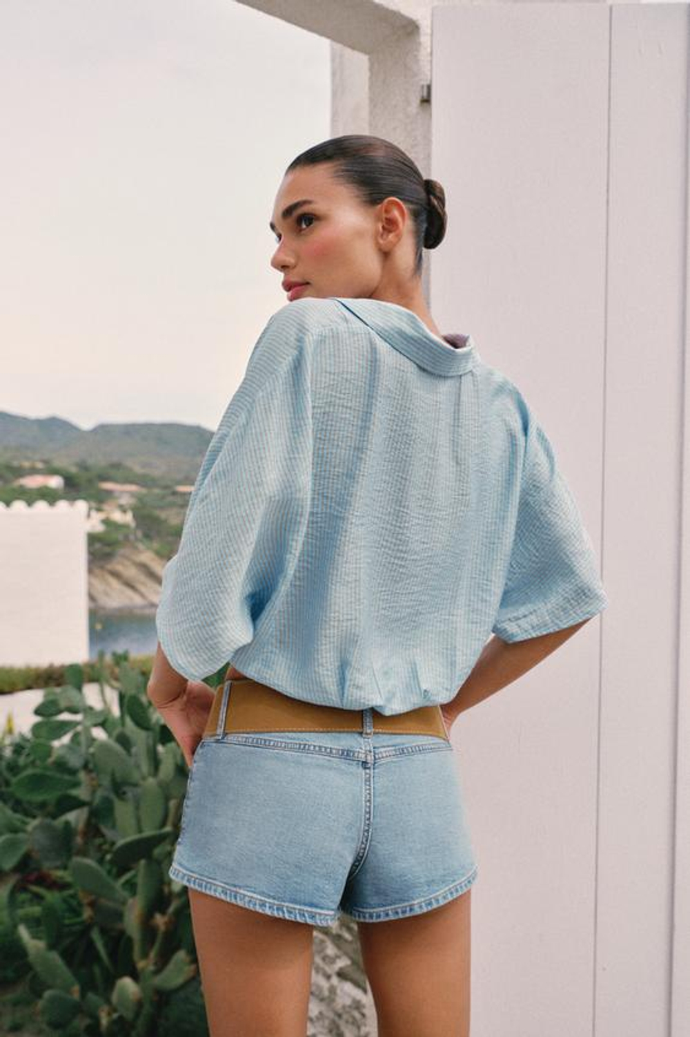 ZARA РУБАШКА В ПОЛОСКУ С УЗЛОМ, ГОЛУБОЙ