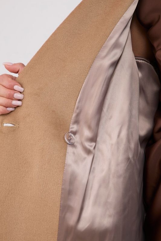 Пальто двубортное с отстрочкой, кэмел