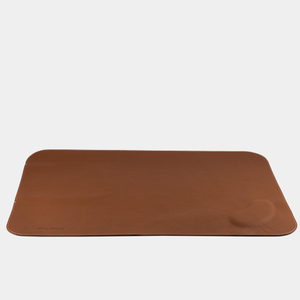 Коврик для MacBook Tapis из натуральной кожи теленка цвета карамель