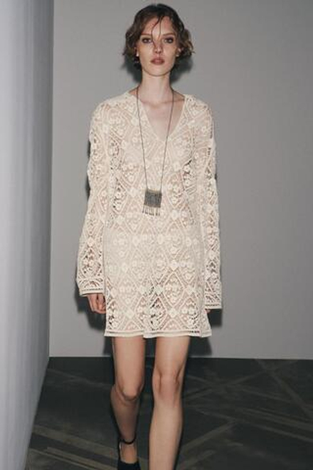 ZARA КОРОТКОЕ ПЛАТЬЕ КРОШЕ — ZW COLLECTION, БЕЖЕВЫЙ