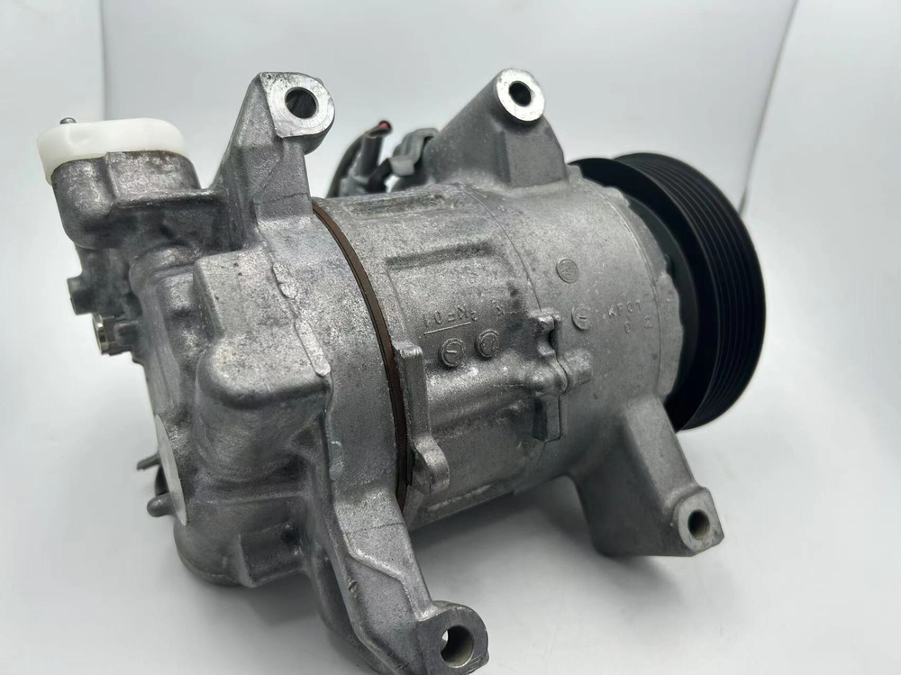 Компрессор кондиционера Nissan Sylphy/X-Trail 1.6 1.8 2.0 ()