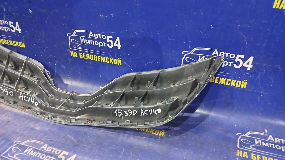 Решетка радиатора TOYOTA CAMRY 2009-2011