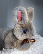 Кролик Тоша маленький (дымчатый)
