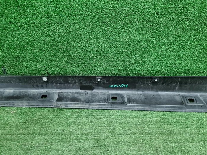 Накладка порога правая Subaru XV 2 GT (17-н.в.)