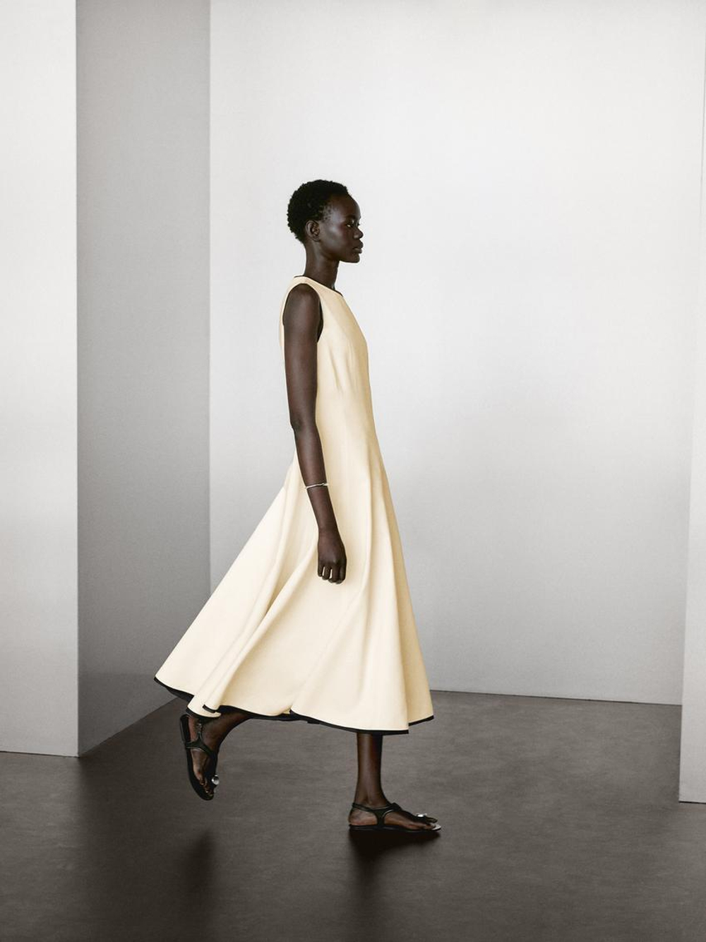 Massimo Dutti Платье клеш с контрастными деталями, натуральный, кремовый