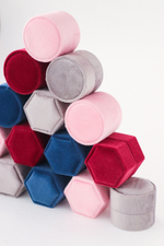 Подарочный футляр «Лариса Ивановна» для свадебного кольца