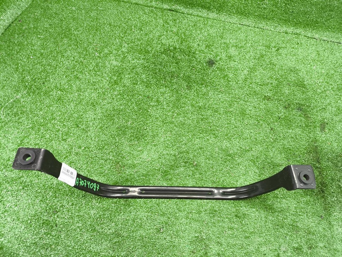 Кронштейн бензобака левый Omoda C5 (2022-н.в.)