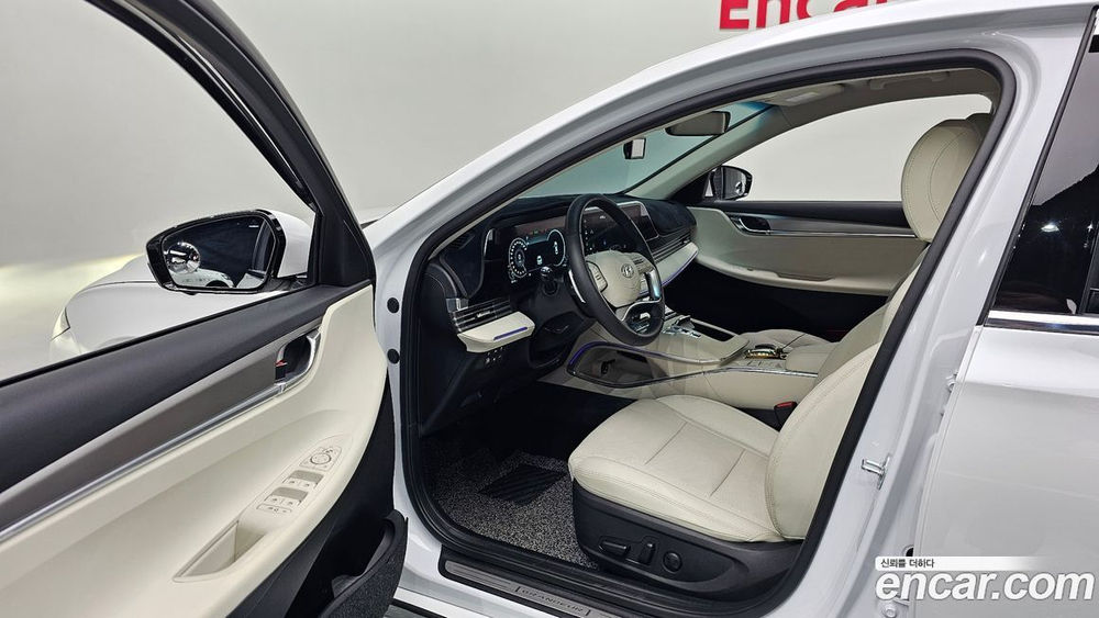 Hyundai The New Grandeur (Azera) IG 2.5 (11.2021)