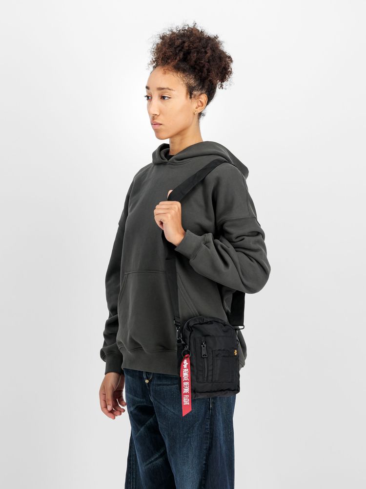 Сумка Alpha Industries Crew Carry Bag Black (Черный)