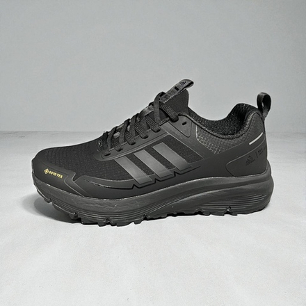 Adidas ER2000 Gore-Tex • Black