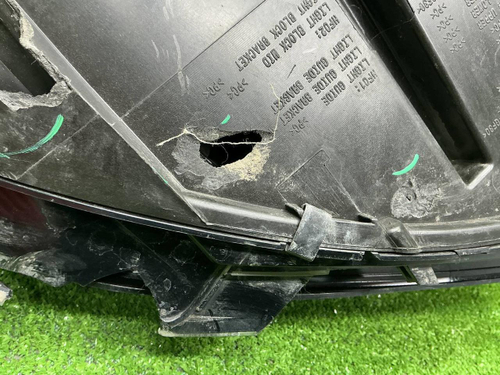 Битая Фара левая Hongqi H5 2 (2022-н.в.) LED