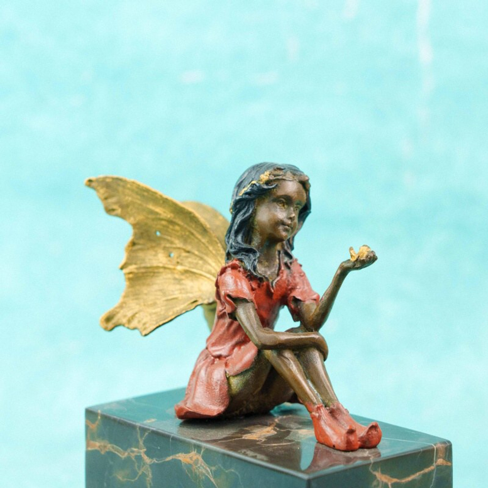 Коллекционная статуэтка «Фея с бабочкой»
