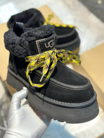 UGG