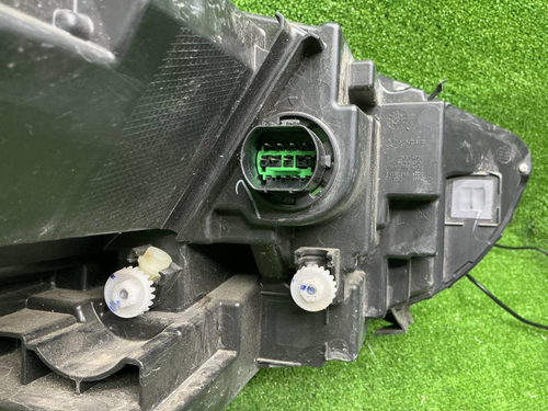 Битая Фара левая Haval Jolion (2021-н.в.) LED