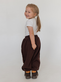 Джоггеры, Шоколад