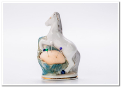 Игольница фарфор