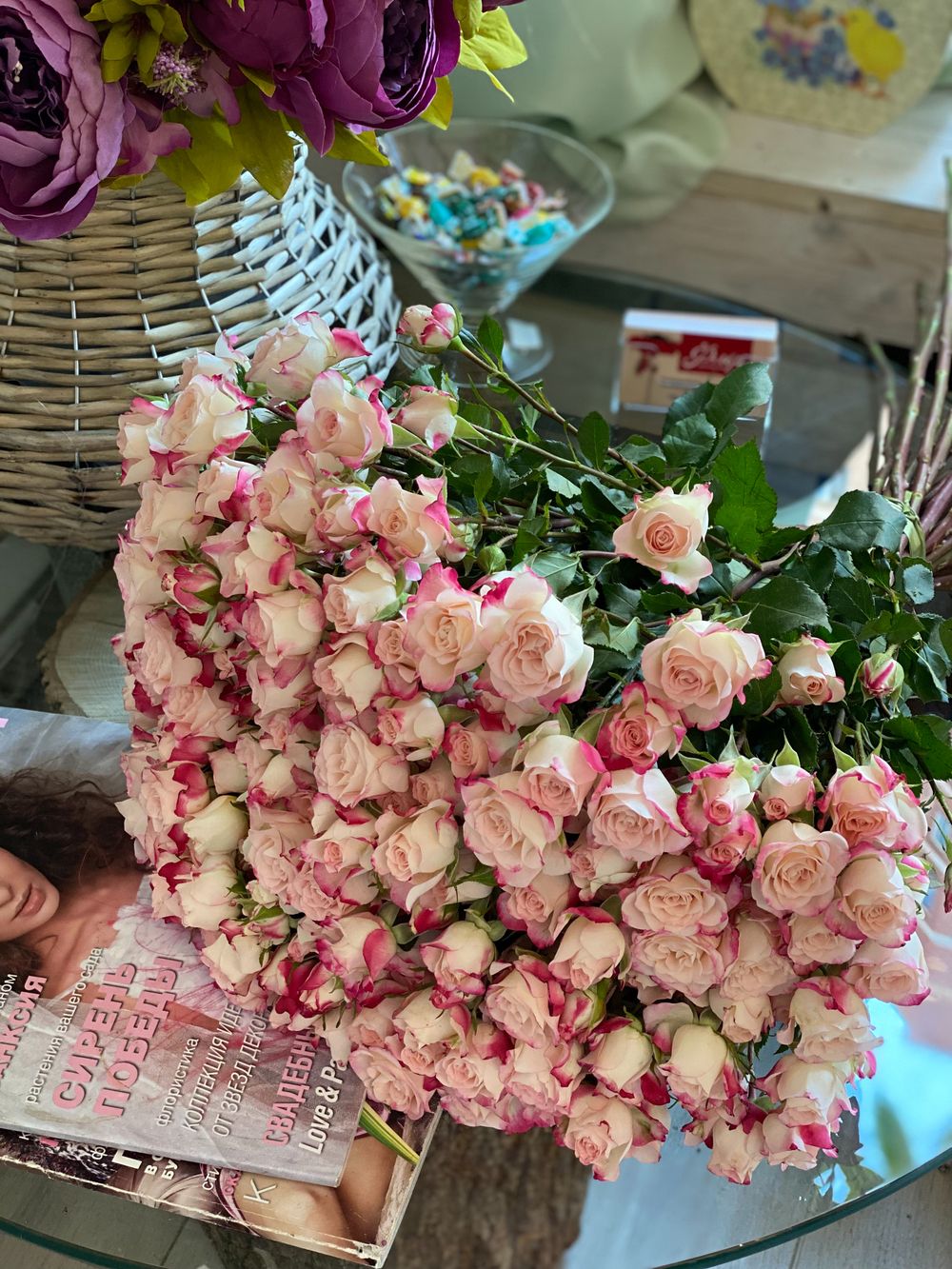 Букет Кустовая роза нежная 15 шт.