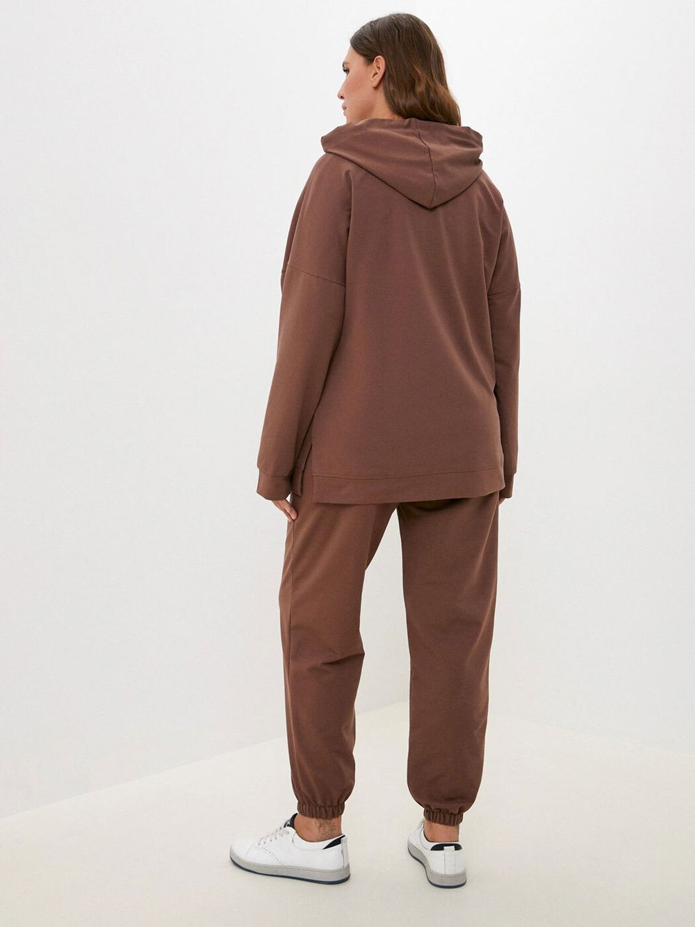 Костюм спортивный