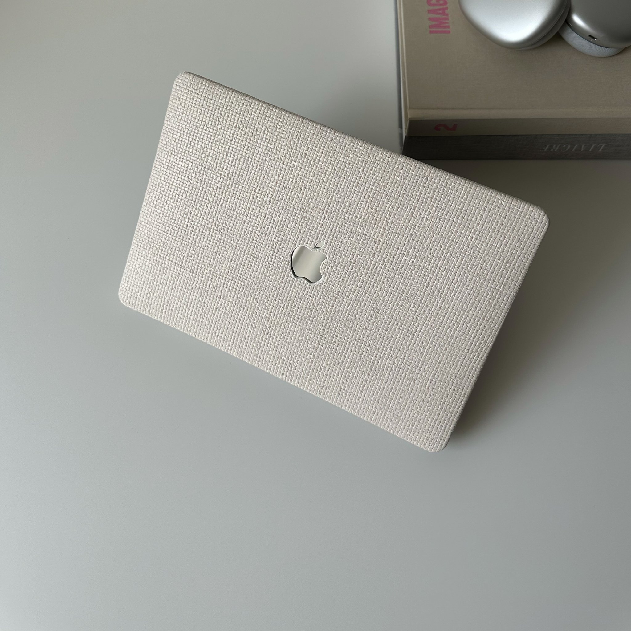 Плетеный кейс BEIGE для MacBook