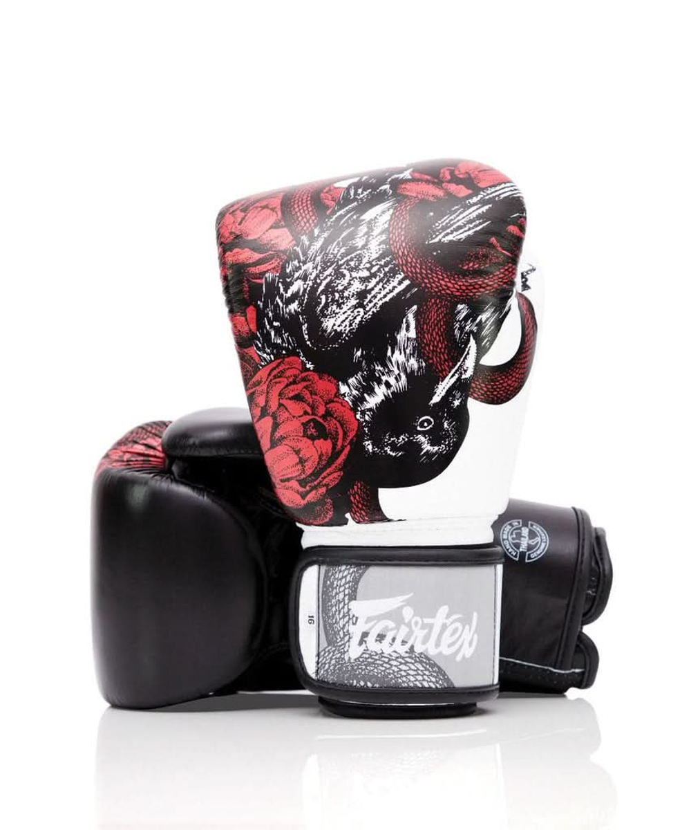 Боксёрские перчатки Fairtex BGV24 THE BEAUTY OF SURVIVAL - LIMITED EDITION