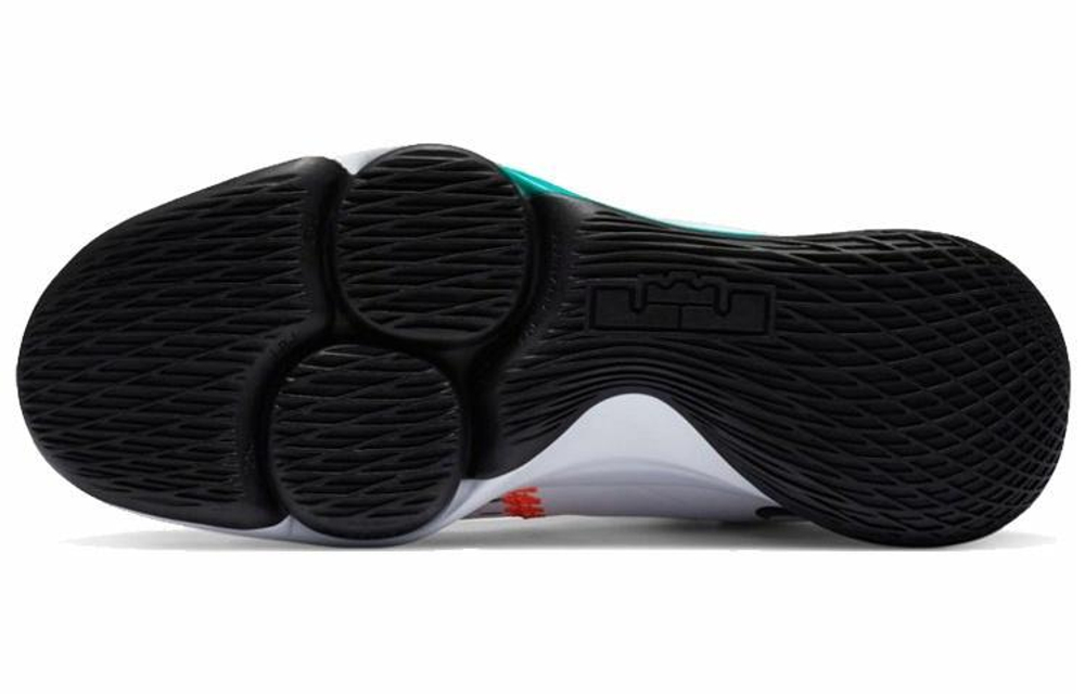 Кроссовки Nike Witness 5 Lebron Ep