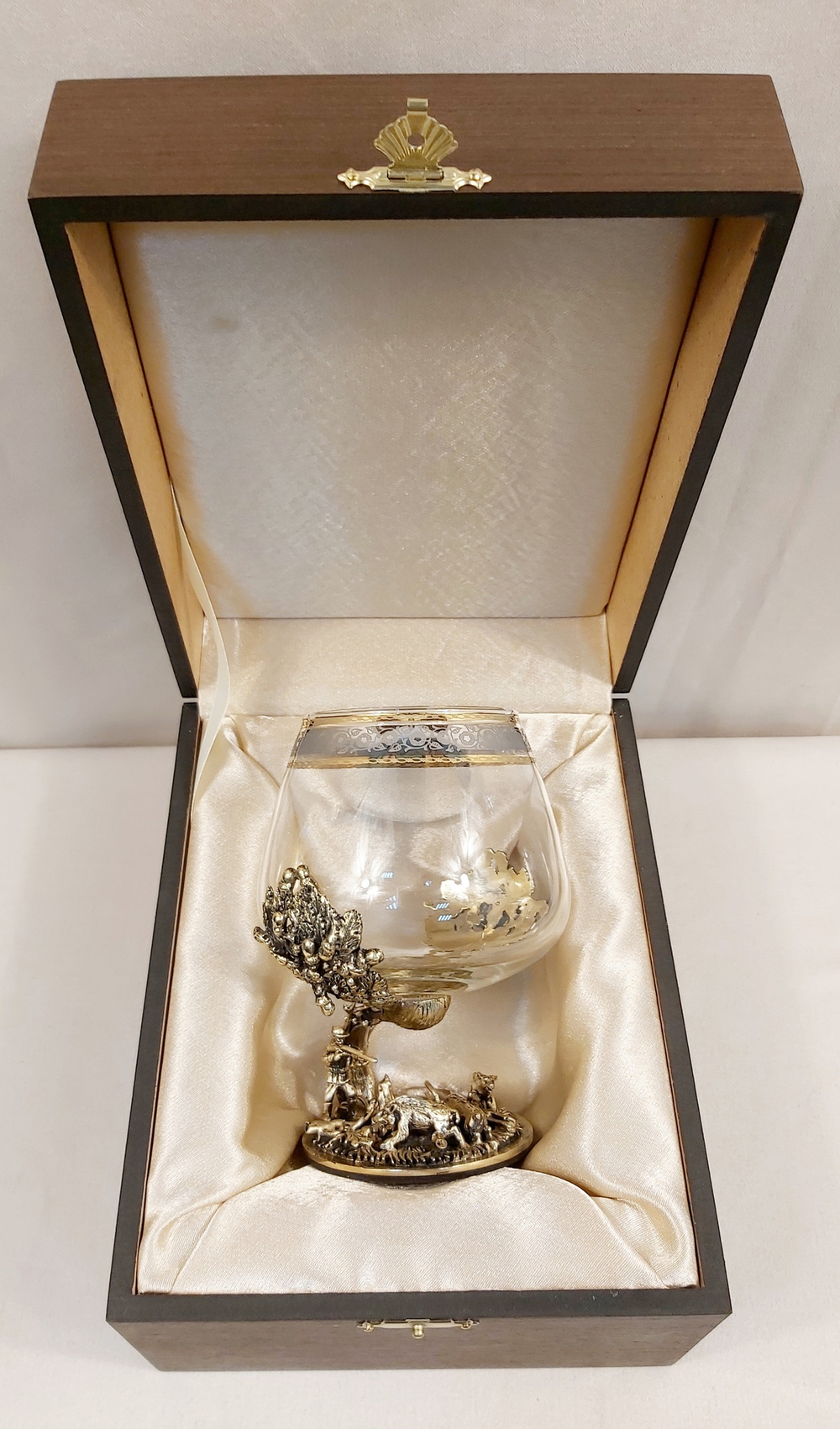 Бокал для коньяка "Охота на кабана" в подарочном футляре