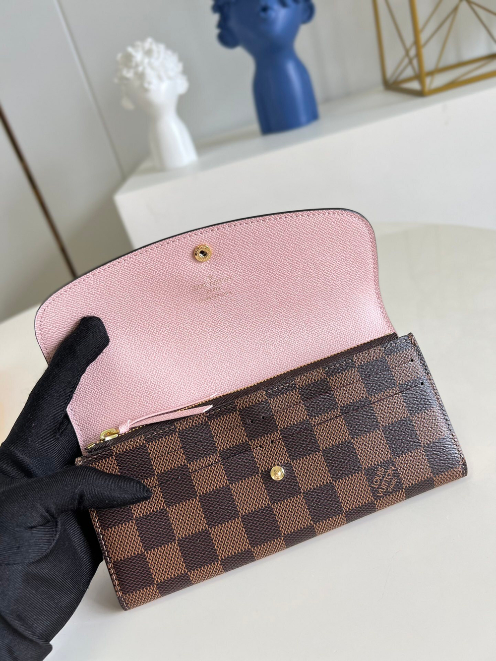 Louis Vuitton Emilie Wallet