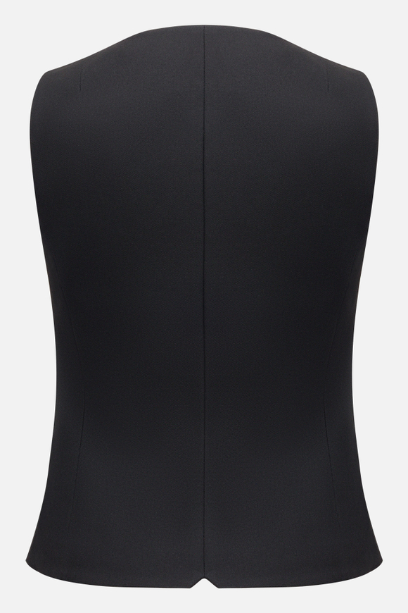 Жилет приталенный