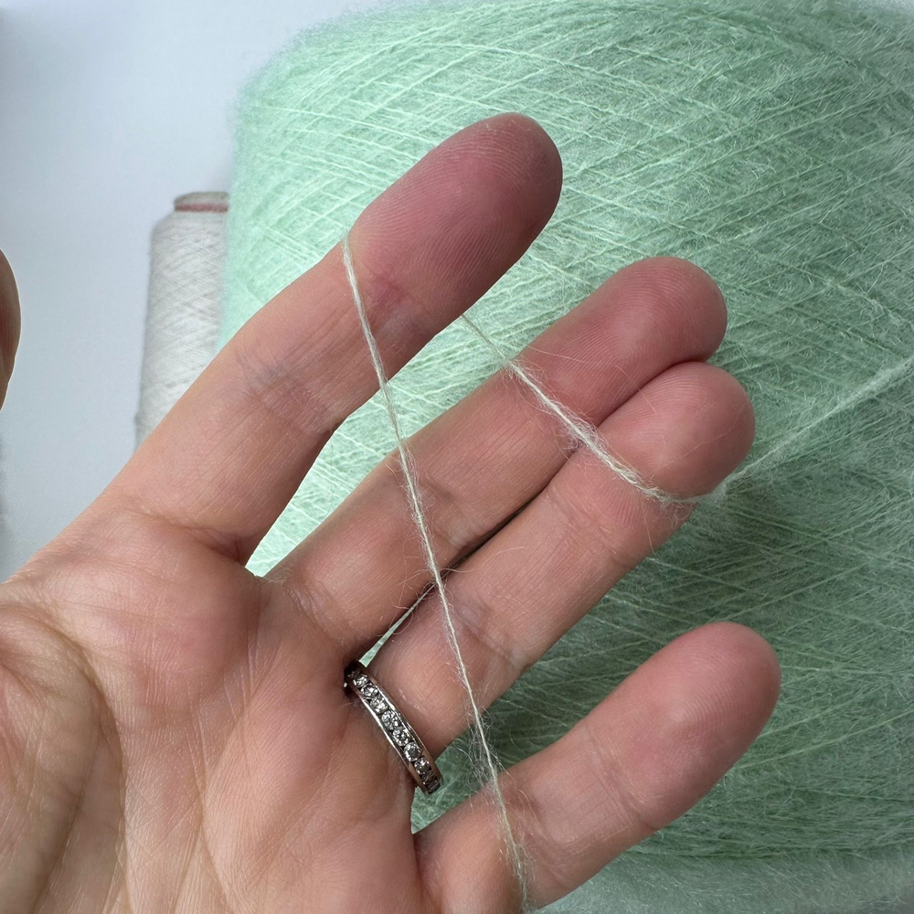 DALI - Lineapiu; 18% baby альпака, 18% кидмохер, 36% п/c, 28% п/a; 950м/100гр; цвет: нежная мята; S718