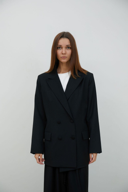 Жакет двубортный